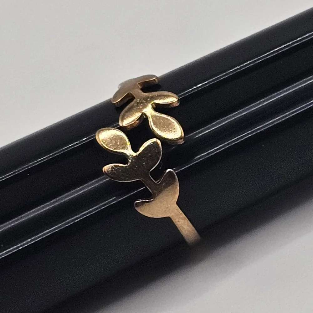 Handmade Gold-Toned Leaf Ring (Size 9.25, Adjustable)